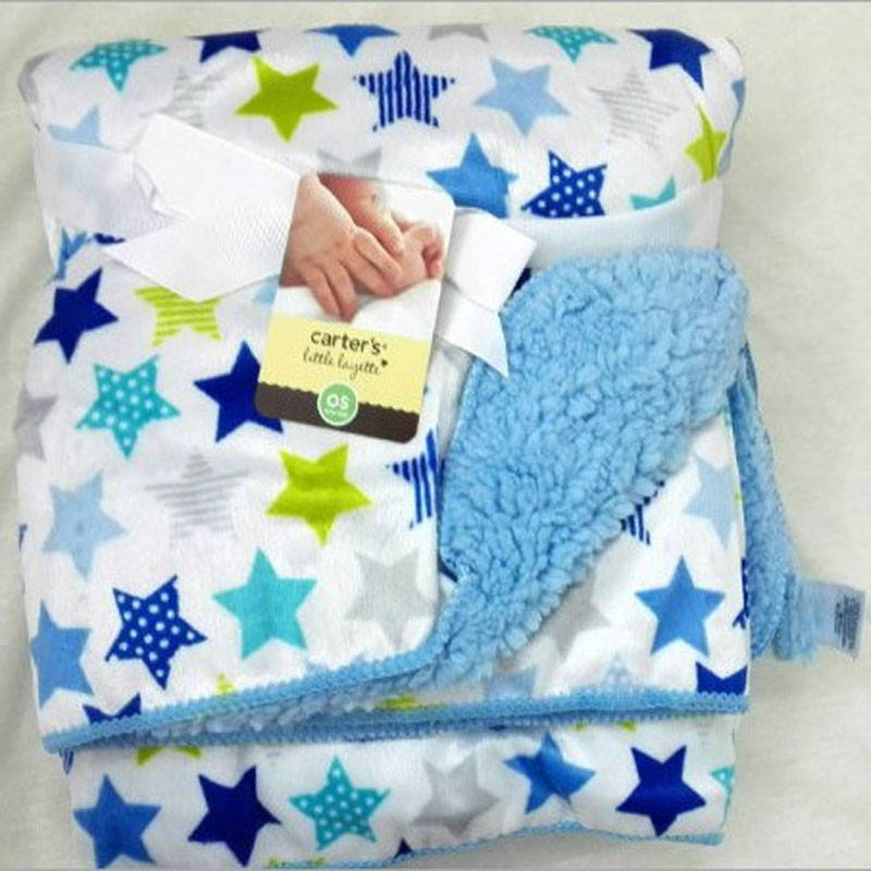 Одеяло для новорожденного (35 фото): детское лоскутное в кроватку, зимнее шерстяное и флисовое, какое лучше выбрать