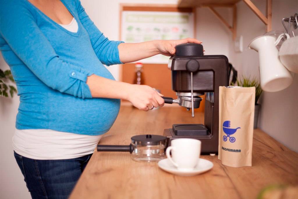 Можно ли пить кофе при беременности на ранних и поздних сроках?