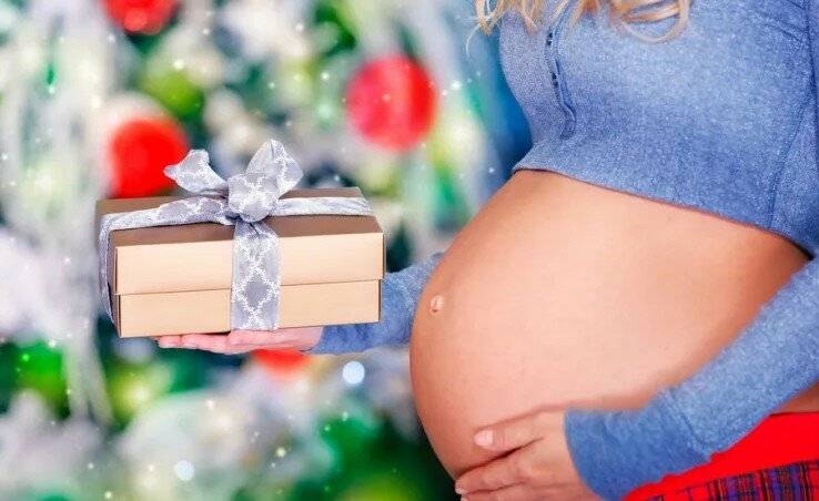 Закон о новых пособия беременным и от 8 до 16 лет подписан путиным