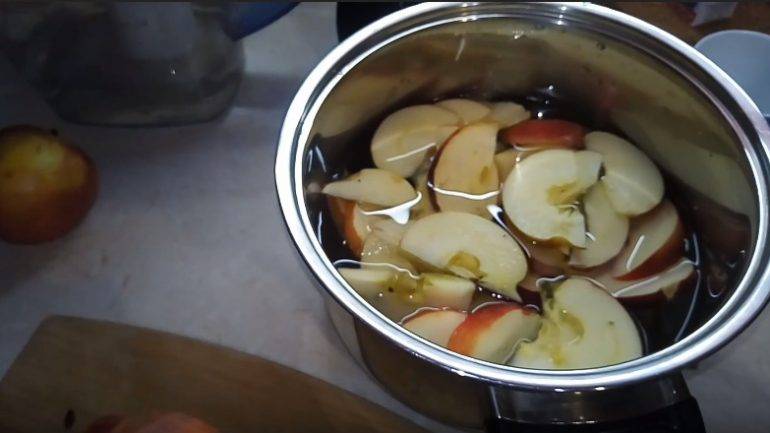 Как варить компот из яблок для грудничка - лучшие народные рецепты еды от сafebabaluba.ru