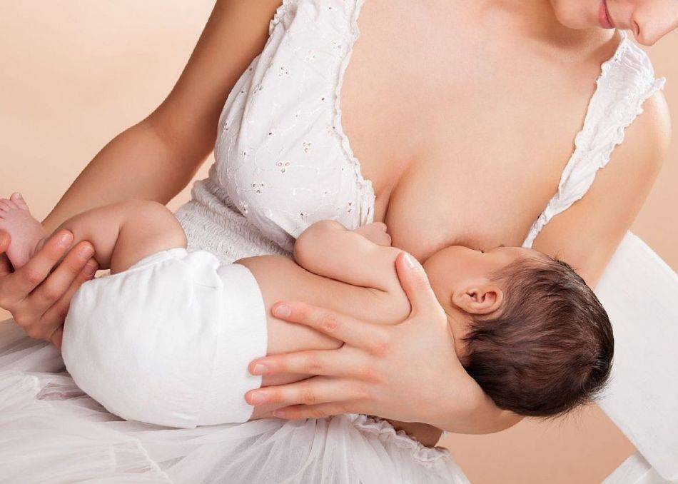 До скольки лет кормить ребенка грудью: надо знать