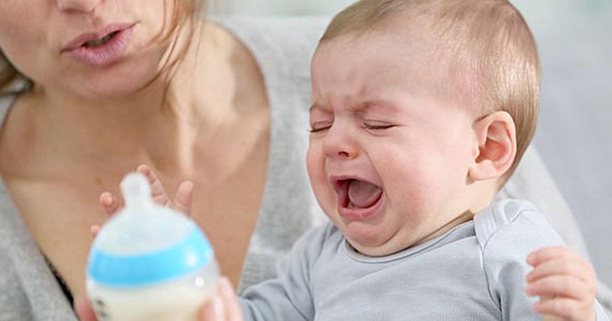 Плач ребенка после кормления: почему новорожденный капризничает после еды