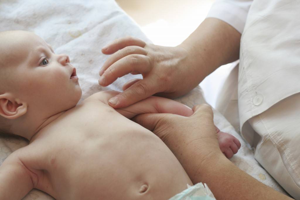 Как понять, что у новорожденного мастит лечение мастита