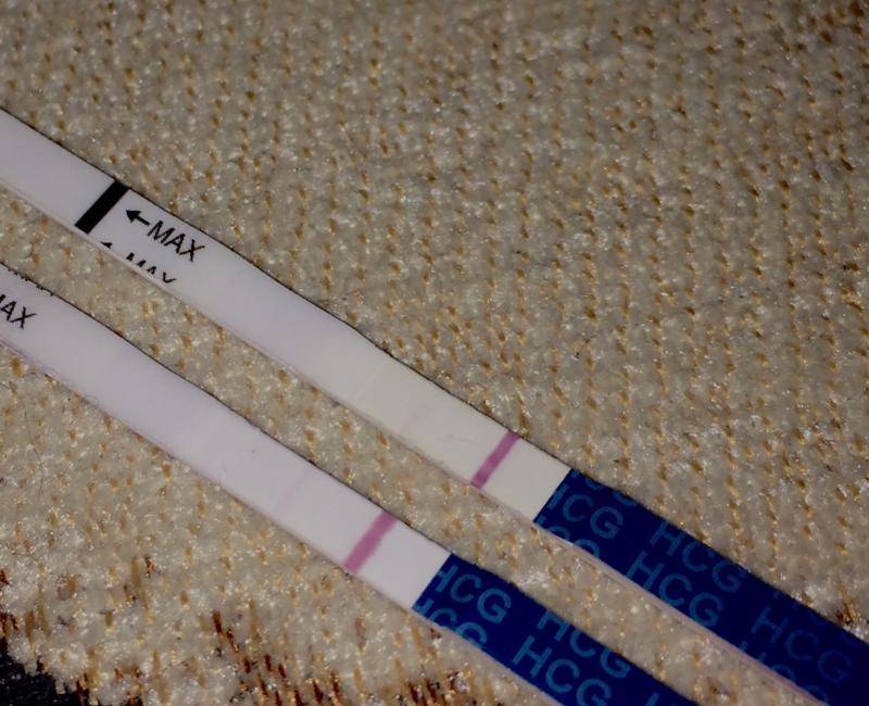 Тест на беременность - бледная полоска